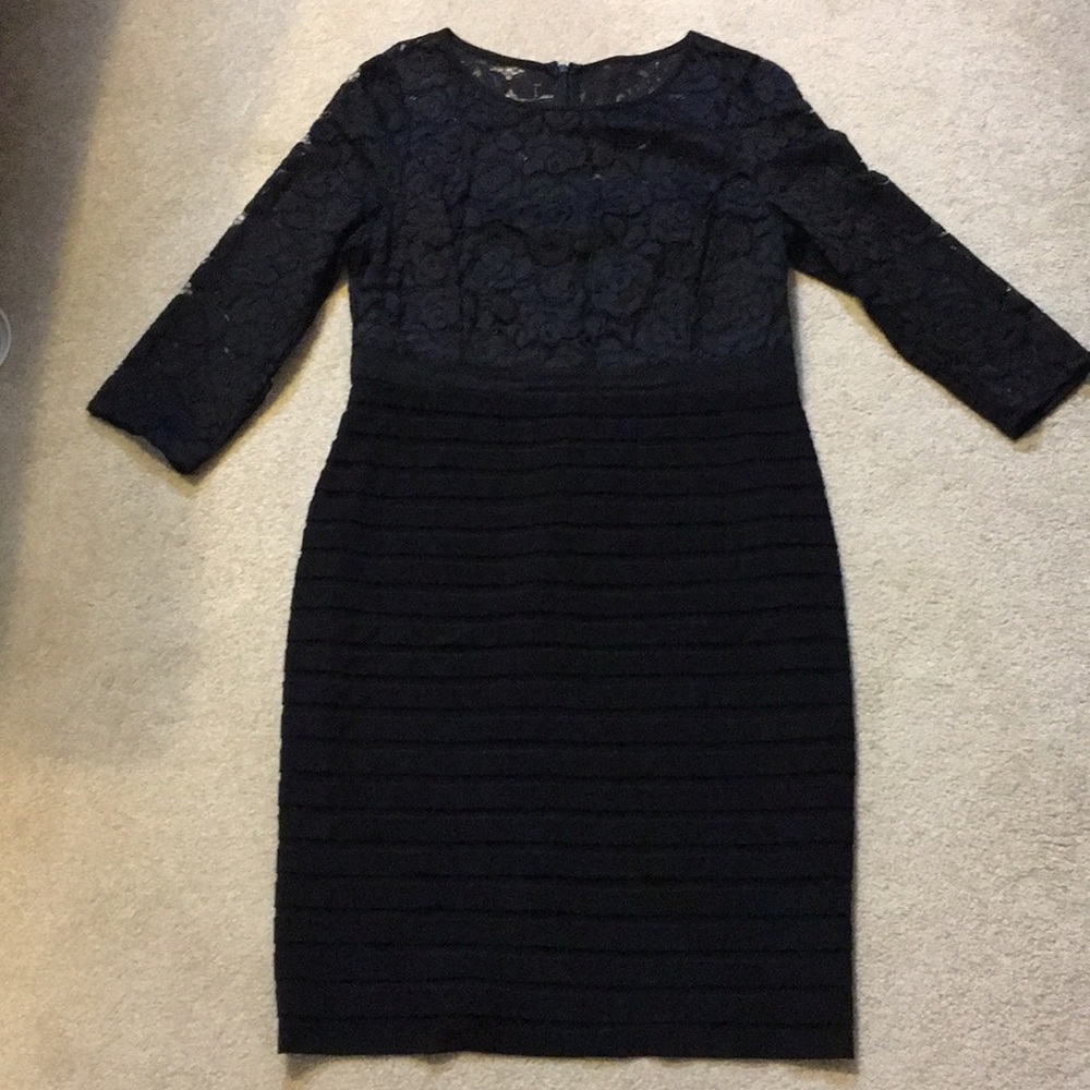 Adrianna Papell black Lace Dress